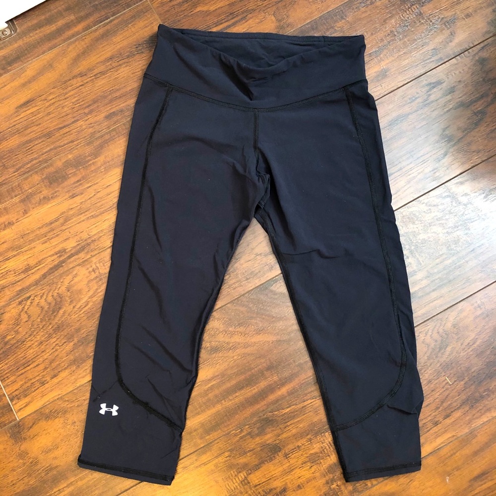 Under Armour crop pants